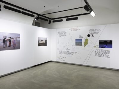 Ausstellungsansicht, Slow Days in the Fortunate Isle , Imane Djamil, Neue Galerie 2024. Foto: WEST. Fotostudio